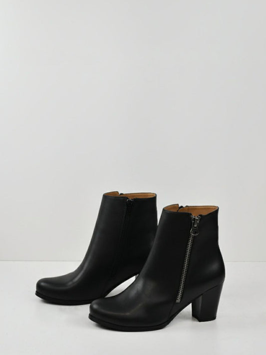 Quarter Length Boots